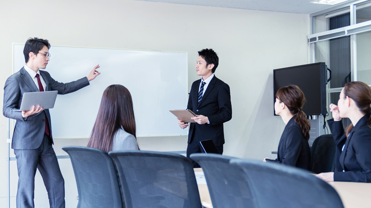 「職」の将来を見据えた人的投資を